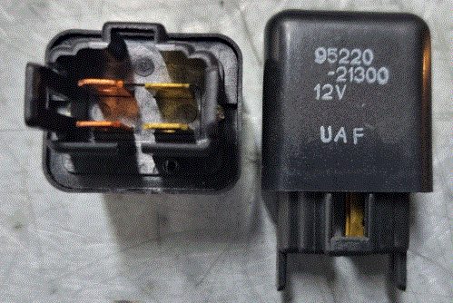 [95220-21300] RELAY DE PODER ABANICOS 4PTS. / HYU. ELANTRA
