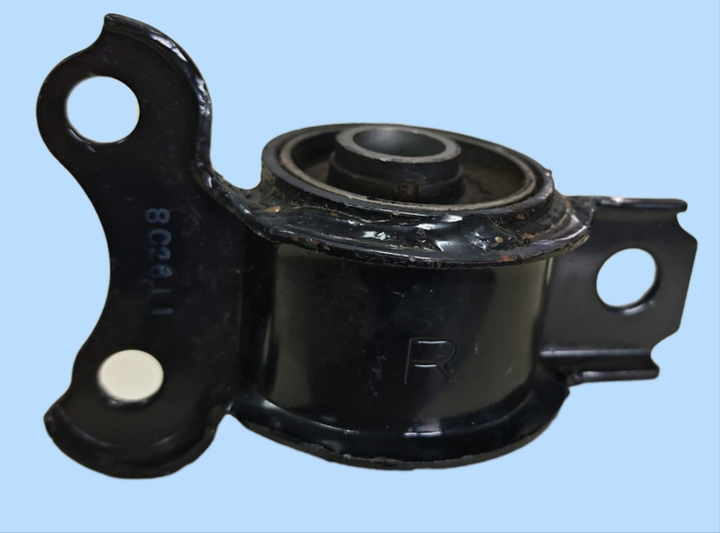 BUSHING DE TIJERETA DER. MONTURA / HYU. ELANTRA.AVENTE (95-99)